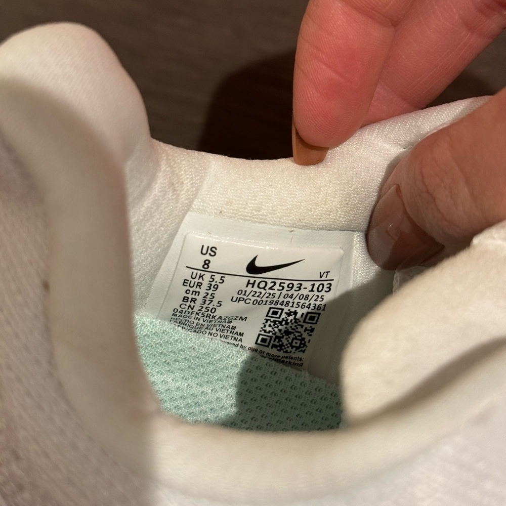 Nike Women’s Pegasus Premium - Picture 5 of 5